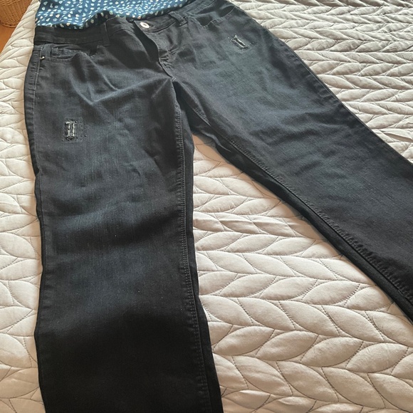 Jeans & blouse - Picture 2 of 3